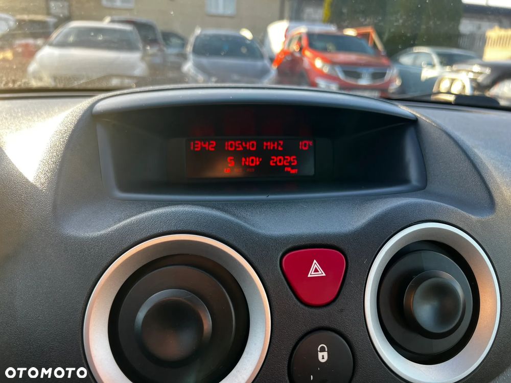 Citroën C3 1.6 HDi FAP Confort - 16