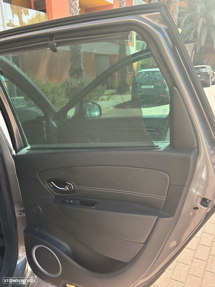 Renault Grand Scénic dCi 130 FAP Start & Stop Luxe - 23