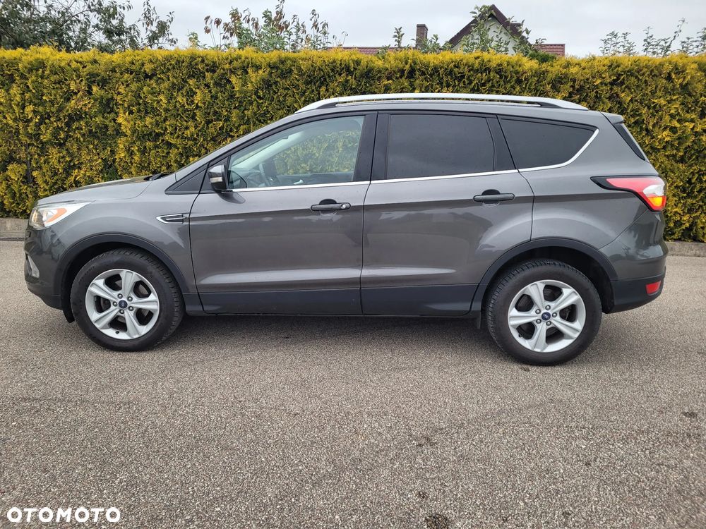 Ford Kuga - 5