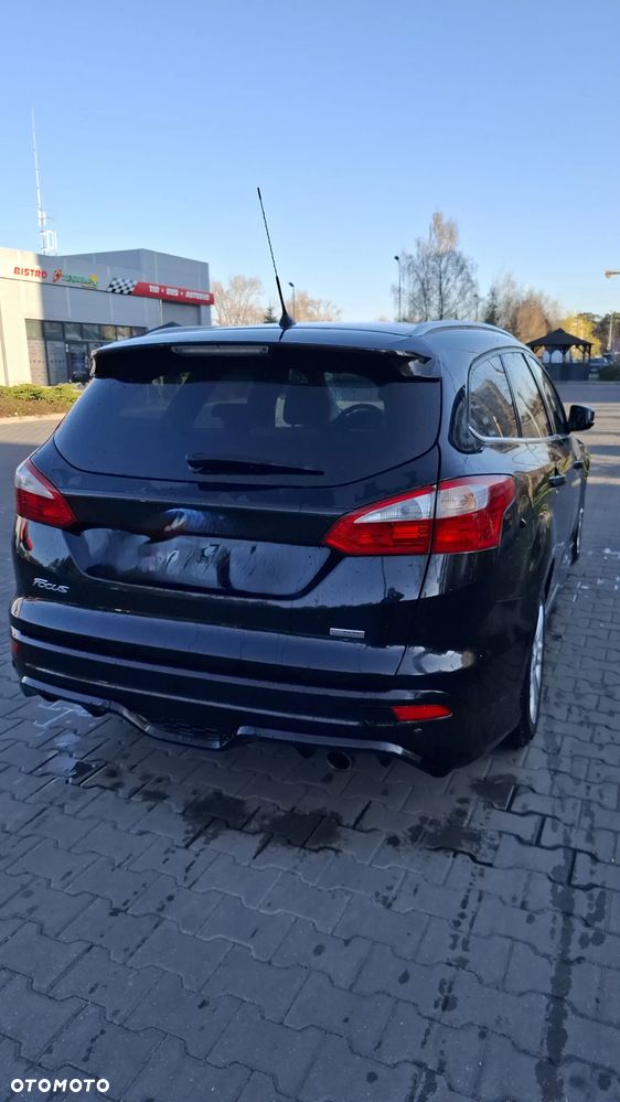 Ford Focus 1.6 EcoBoost Edition - 6