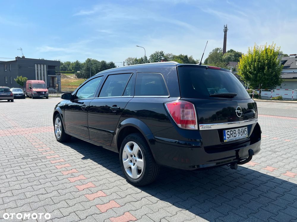 Opel Astra 2007 photo 4