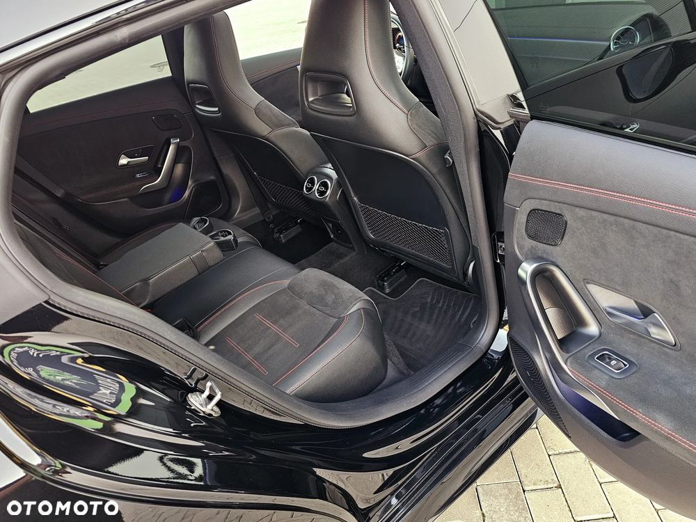 Mercedes-Benz CLA 200 d 8G-DCT AMG Line Advanced Plus - 31