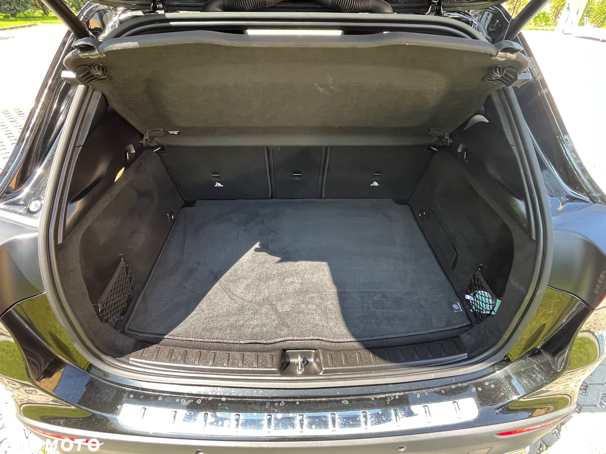 Mercedes-Benz GLA 180 d 8G-DCT - 15