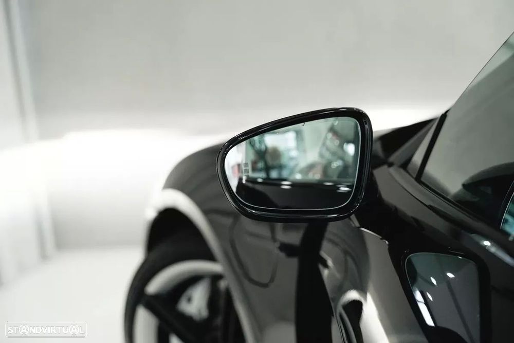 Porsche Taycan - 58