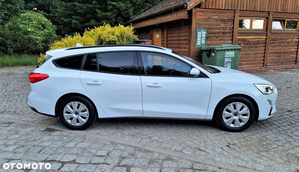 Ford Focus SW 1.0 EcoBoost Active Business - 5