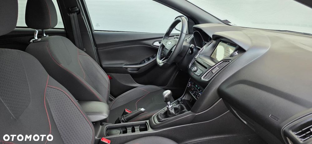 Ford Focus - 7