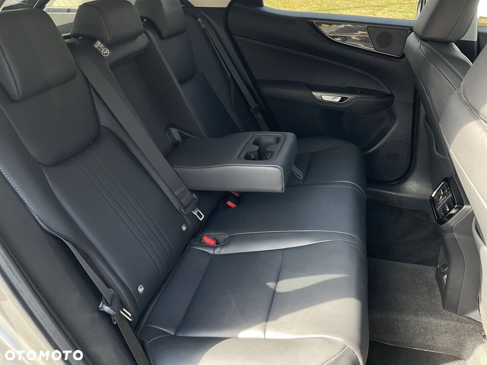 Lexus NX 350h Prestige AWD - 14