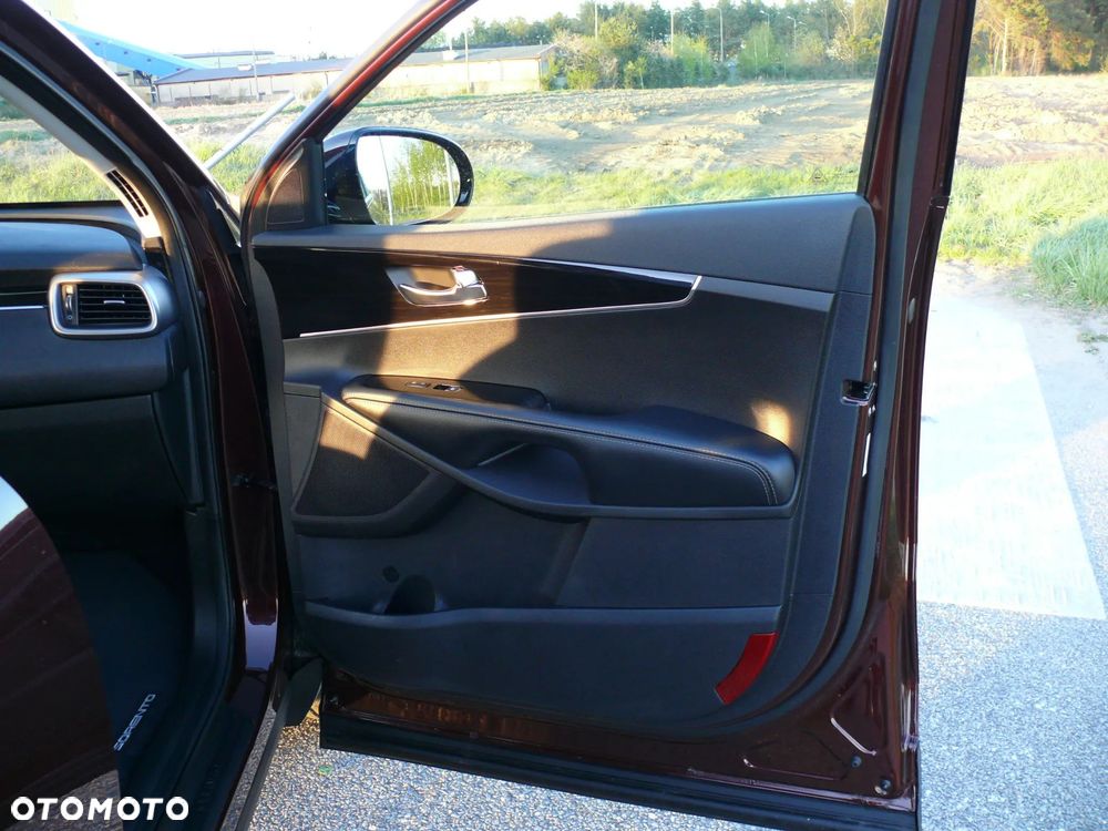 Kia Sorento - 16