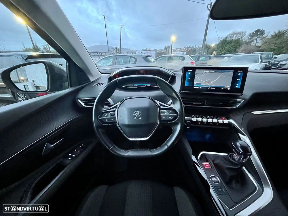 Peugeot 3008 1.2 PureTech Active - 17