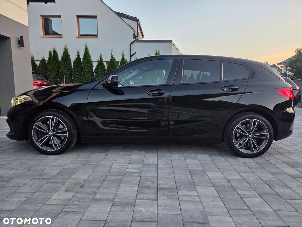 BMW Seria 1 120d Sport Line Shadow sport - 17