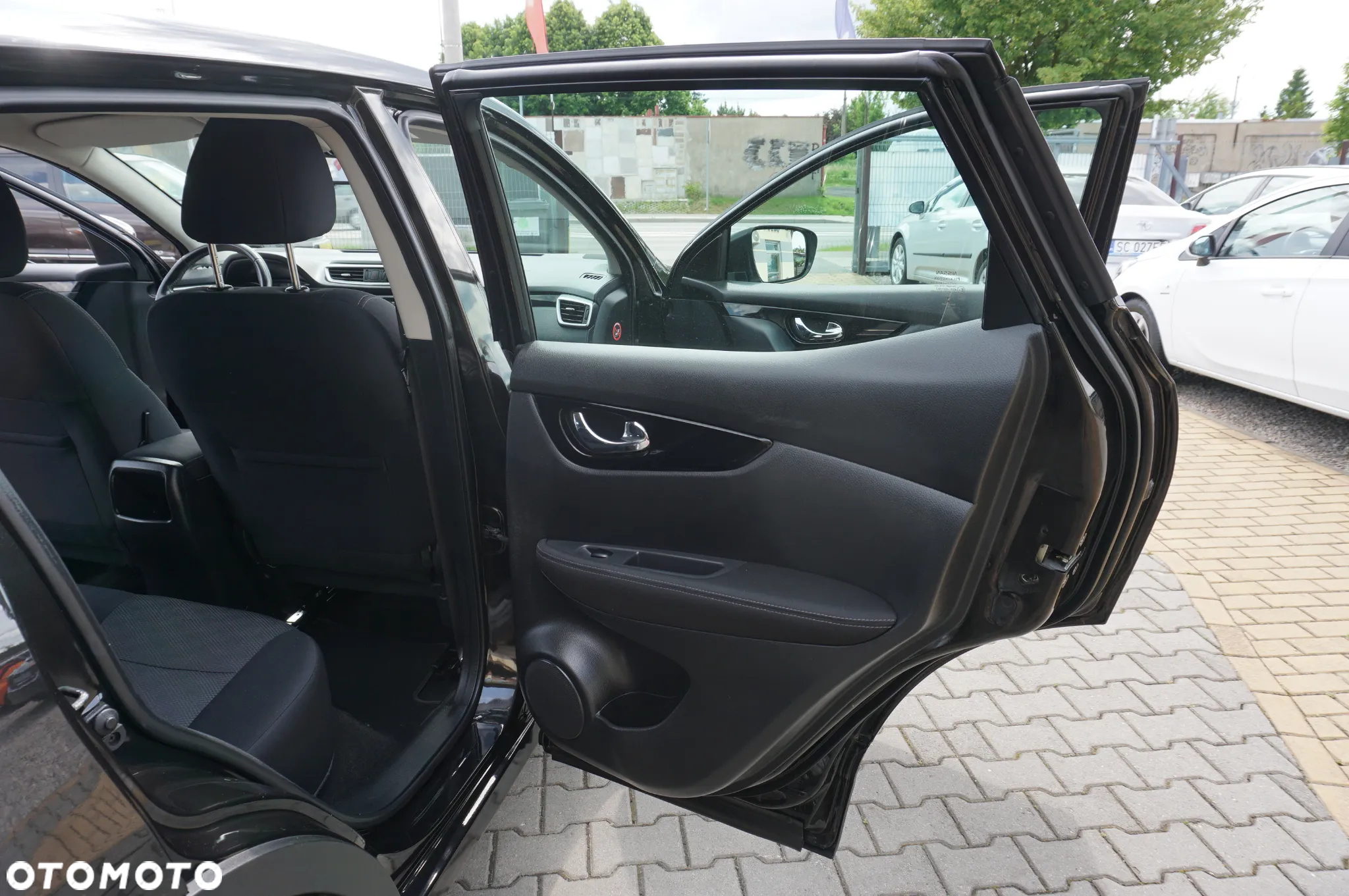 Nissan Qashqai 1.2 DIG-T Acenta EU6 - 27
