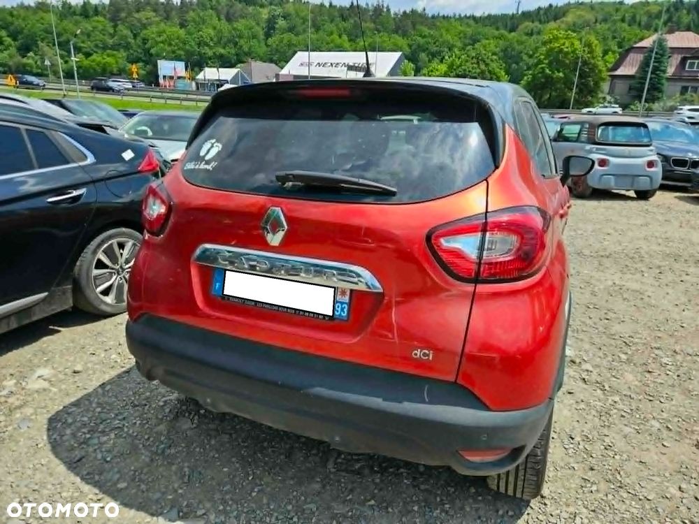 Renault Captur dCi 90 EDC Helly Hansen - 11