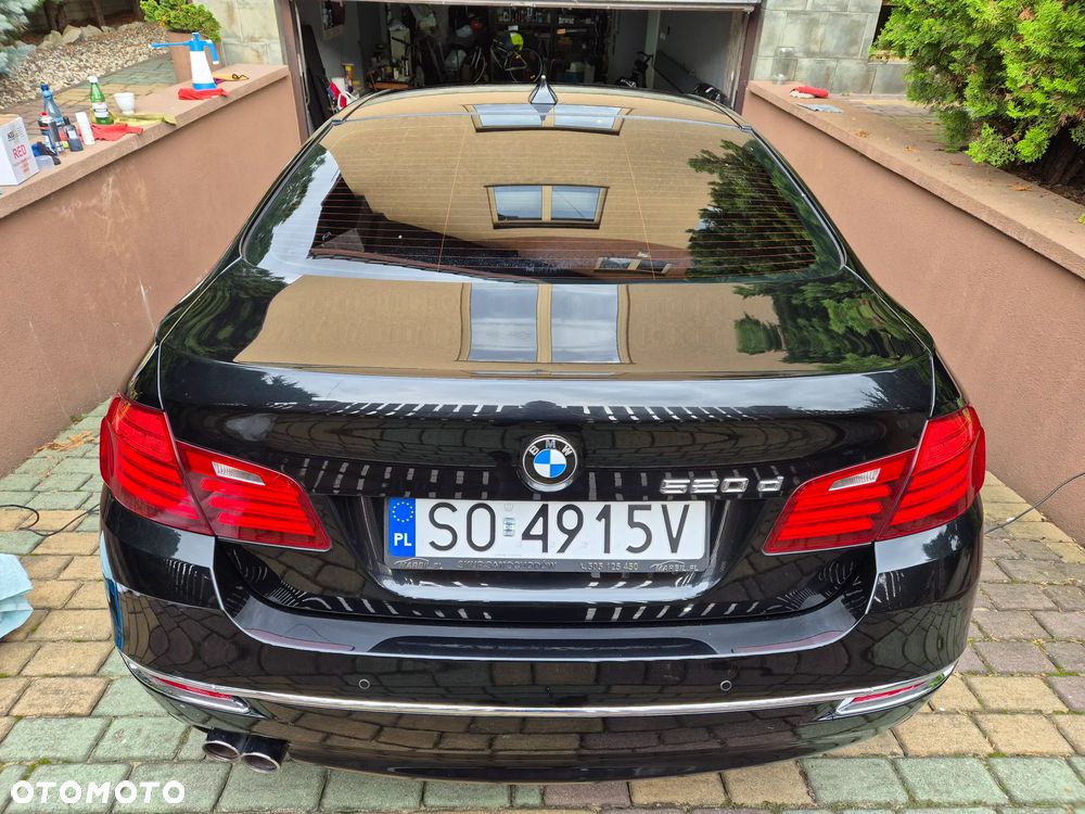 BMW Seria 5 520d Efficient Dynamics Edition - 12