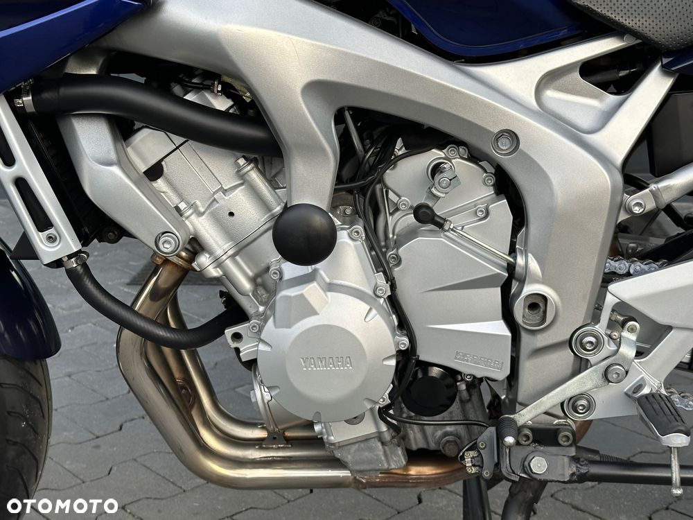 Yamaha FZ6 - 33