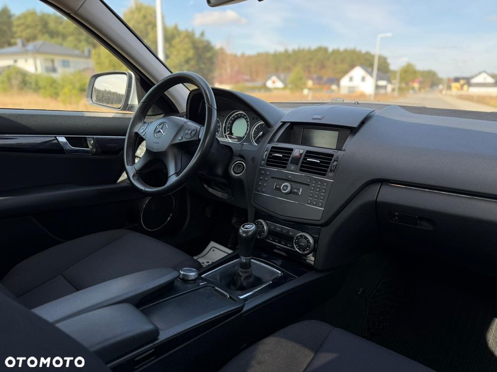 Mercedes-Benz Klasa C 180 Kompressor Elegance - 24