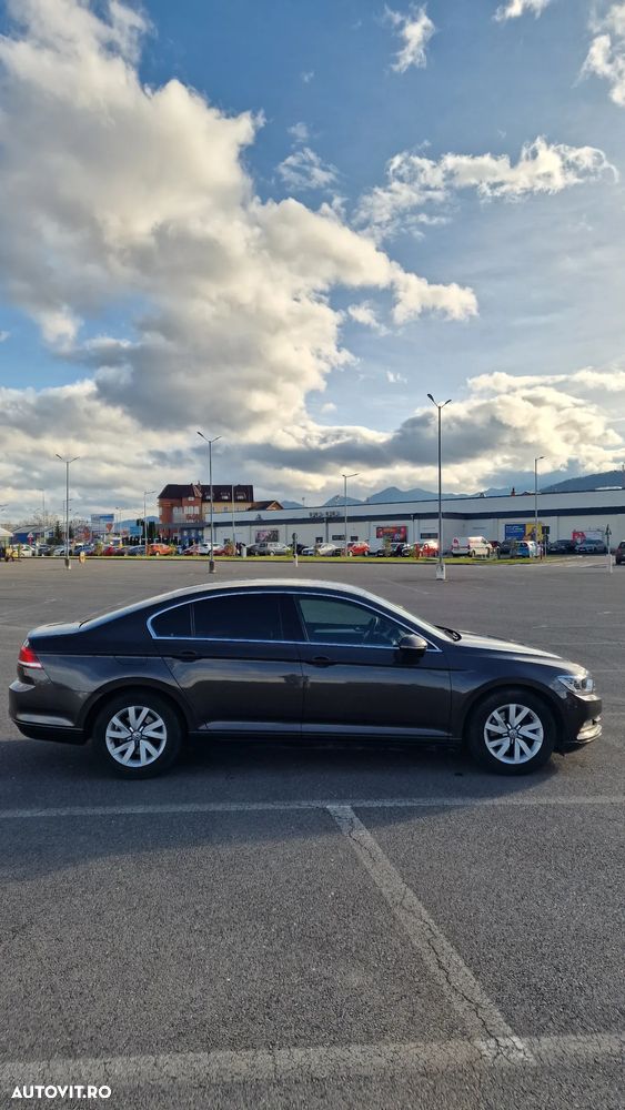 Volkswagen Passat Variant 2.0 TDI Comfortline - 12