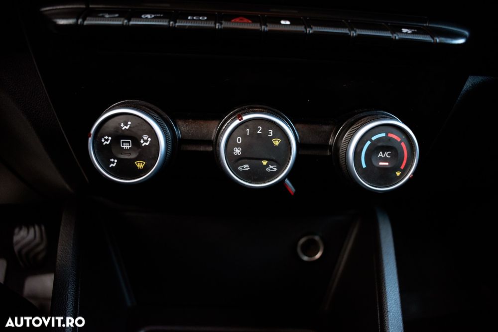 Dacia Duster 1.5 Blue dCi 4WD Comfort - 27