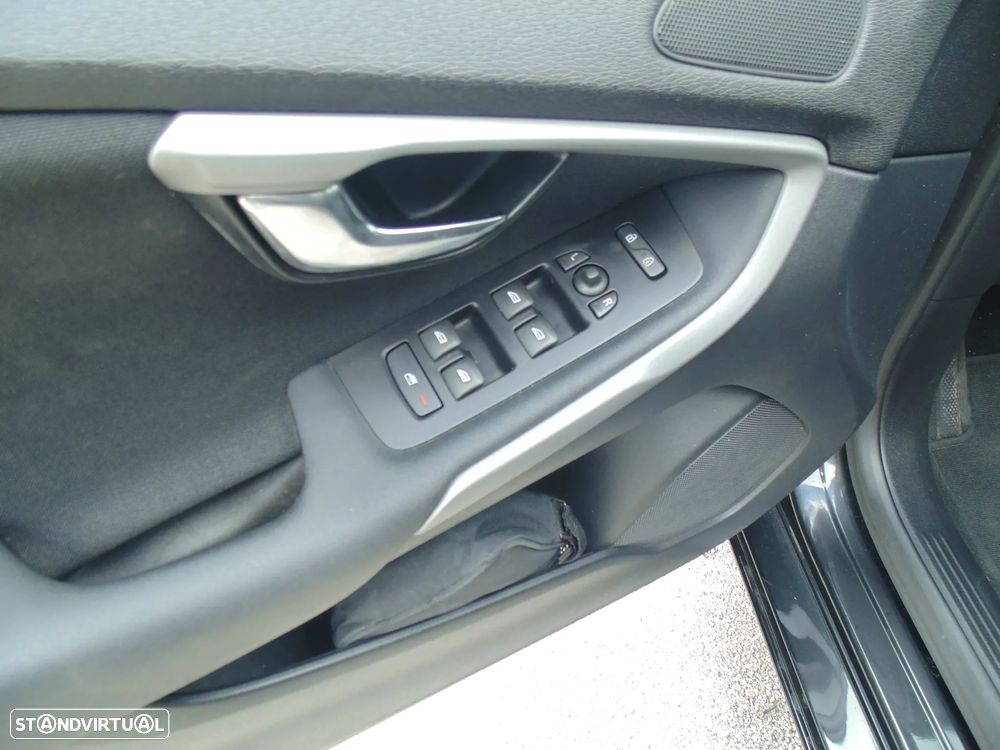 Volvo V40 1.6 D2 Kinetic Eco - 22