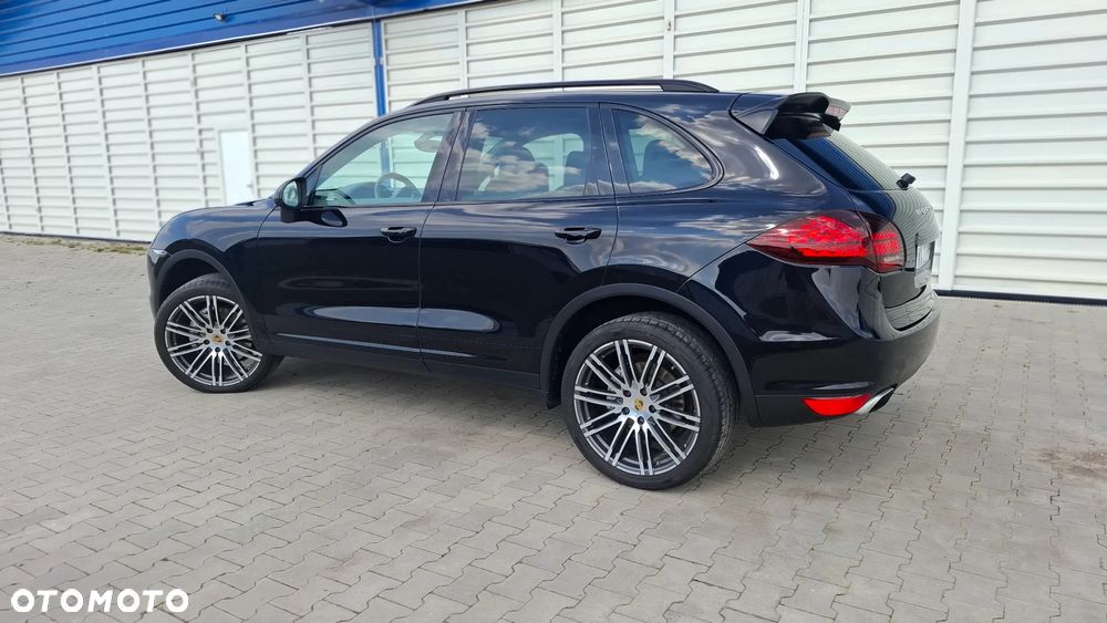 Porsche Cayenne - 26