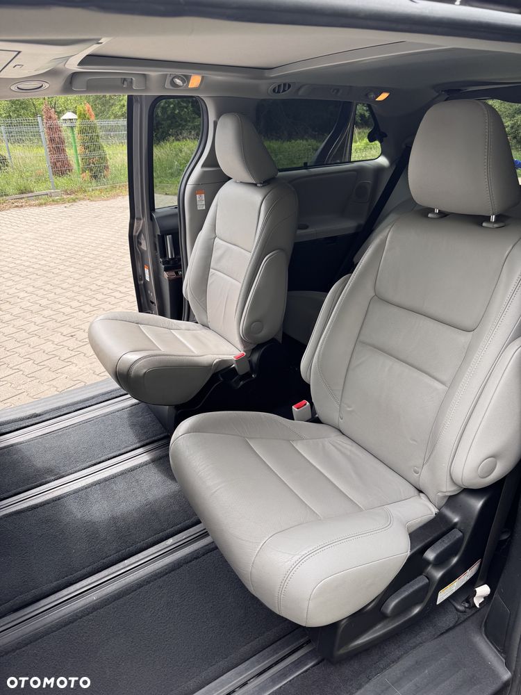Toyota Sienna 3.5 V6 Limited AWD - 28
