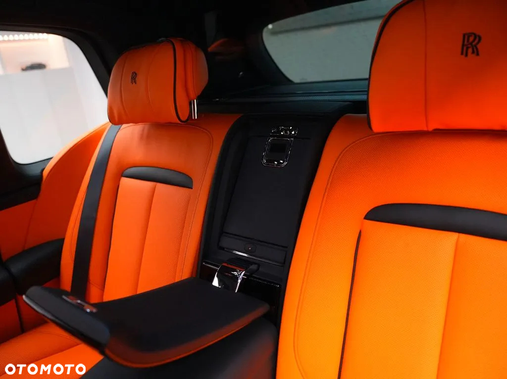 Rolls-Royce Cullinan Black Badge - 11