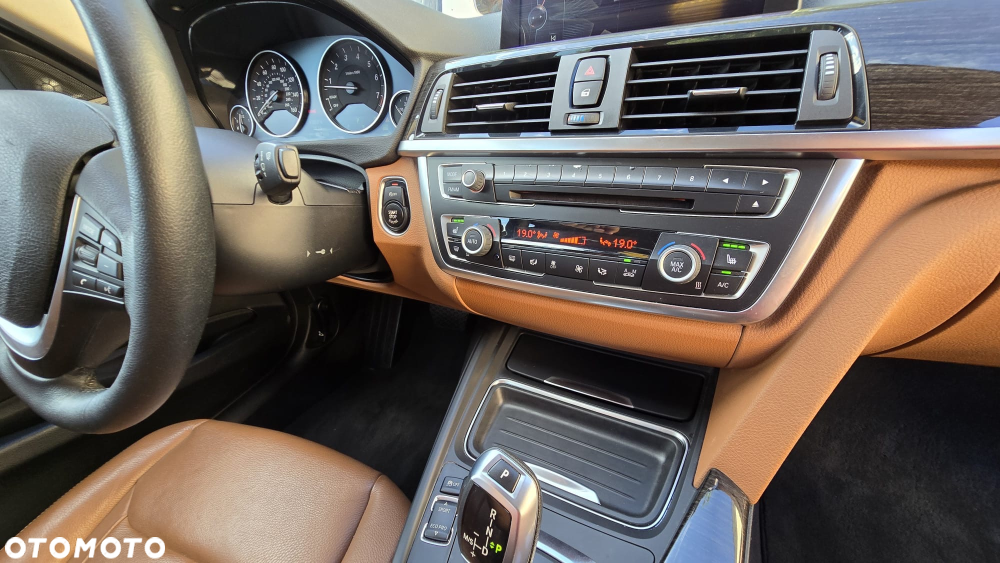 BMW Seria 3 335i xDrive Luxury Line - 15