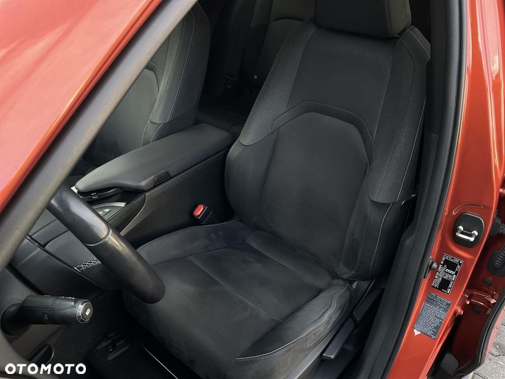 Lexus UX 250h GPF Business Edition 2WD - 11