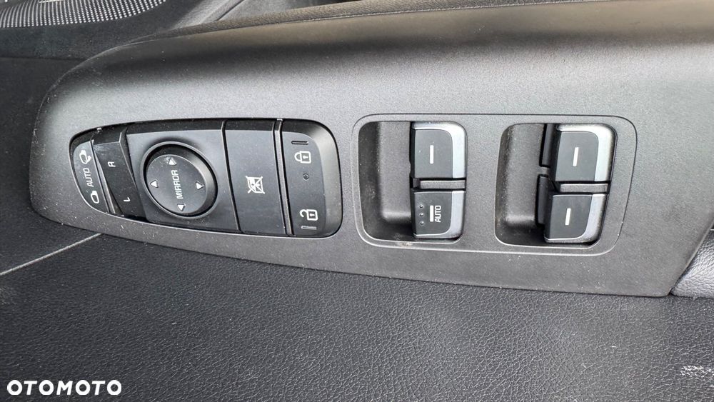 Kia Sportage 2.0 CRDI AWD Eco-Dynamics+ (48V M-H) PLATINUM - 21