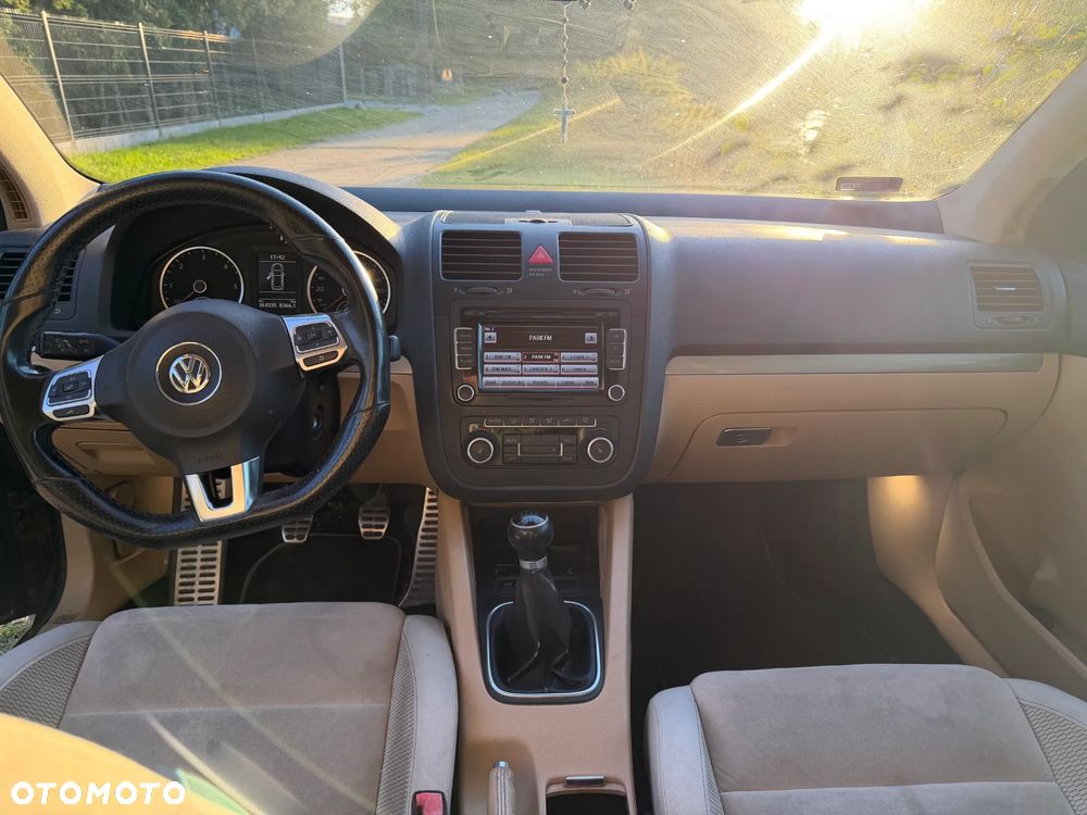 Volkswagen Golf 1.9 TDI GT Sport - 12