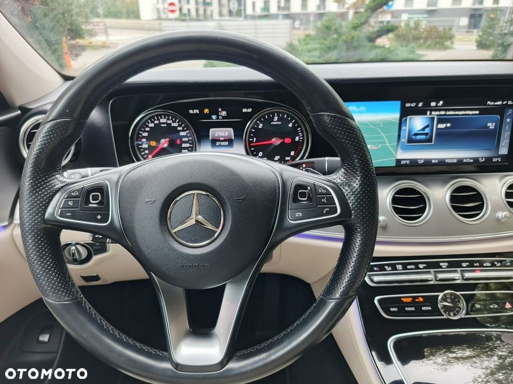 Mercedes-Benz Klasa E 220 d 9G-TRONIC - 15