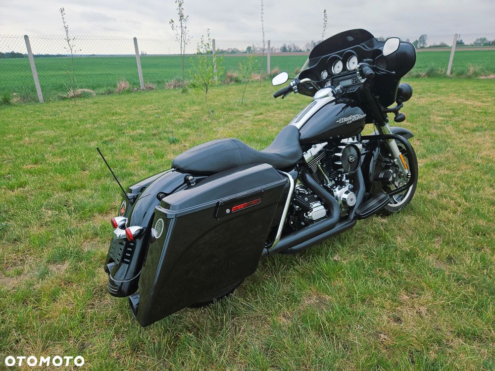 Harley-Davidson Touring Street Glide - 9