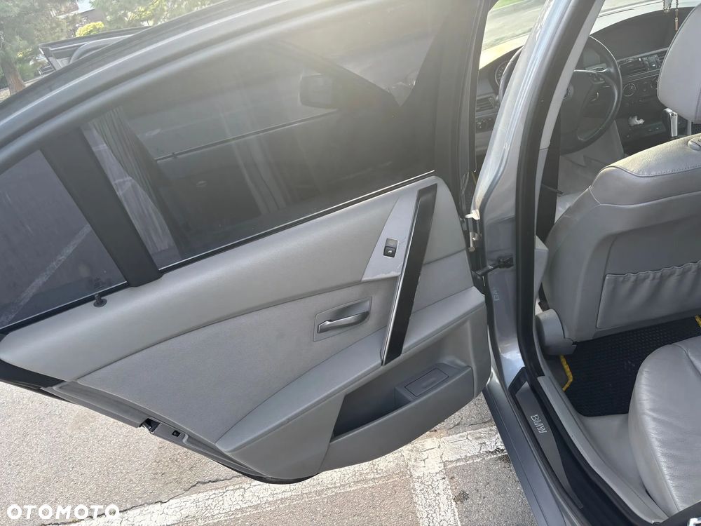 BMW Seria 5 - 29