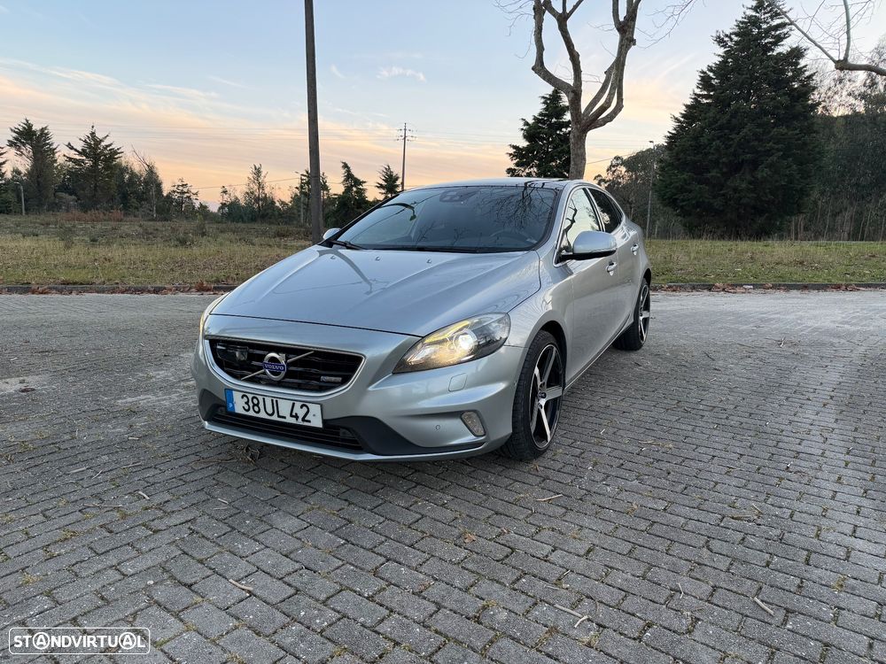 Volvo V40 D4 RDesign - 2
