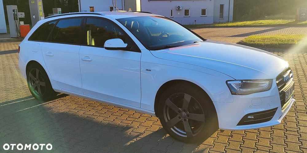 Audi A4 Avant 2.0 TDI - 4