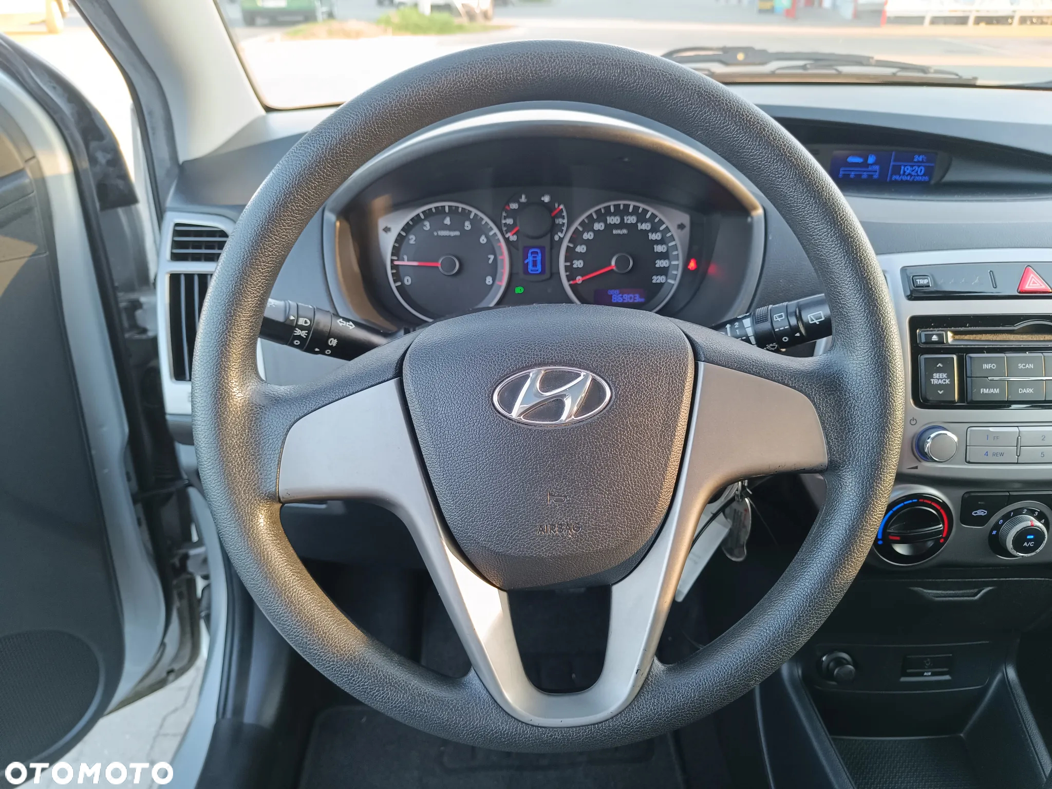 Hyundai i20 1.25 Comfort - 13