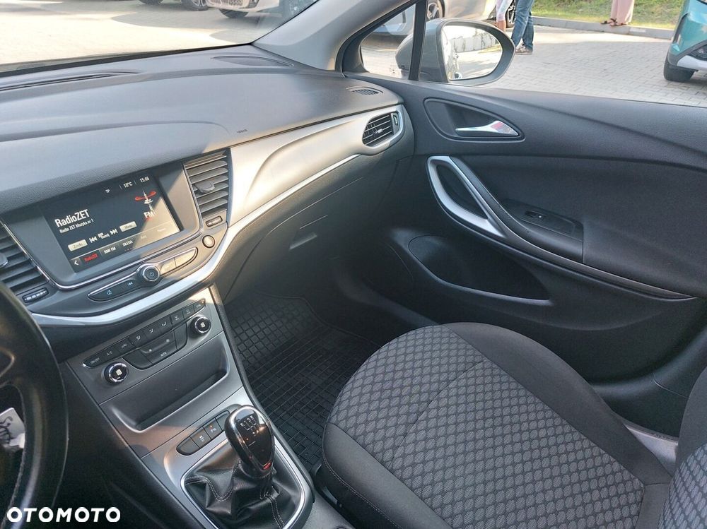 Opel Astra - 16