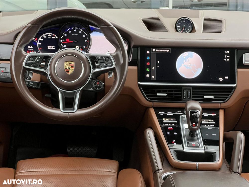 Porsche Cayenne - 9