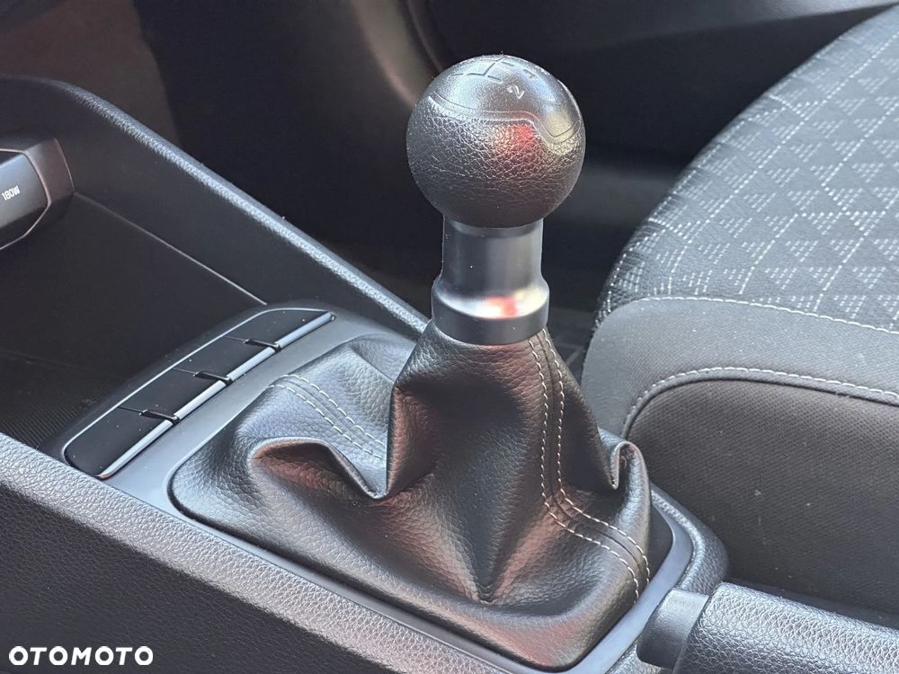 Kia Rio 1.2 M - 23