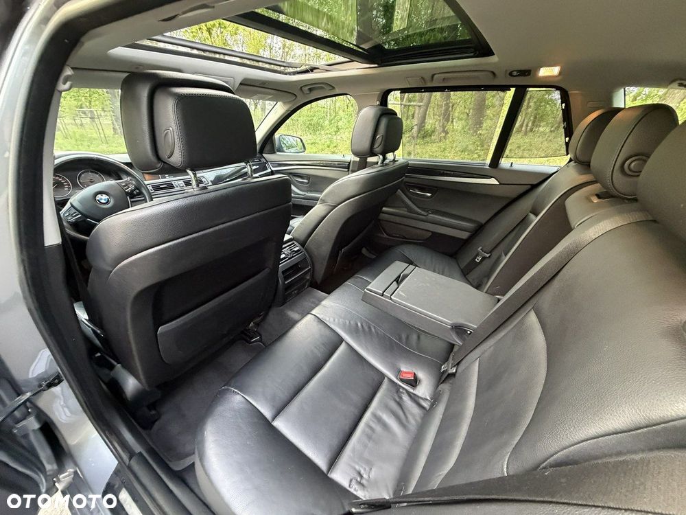 BMW Seria 5 - 24