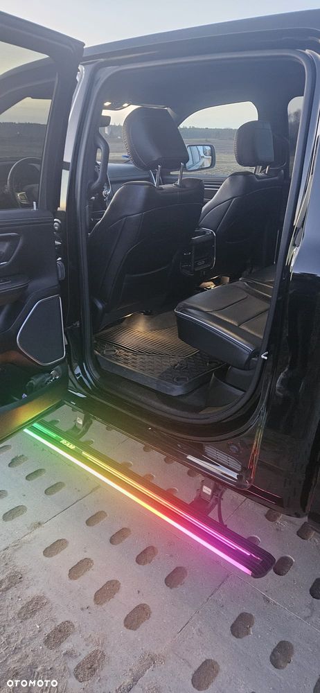 Dodge RAM 5.7 4x4 - 13