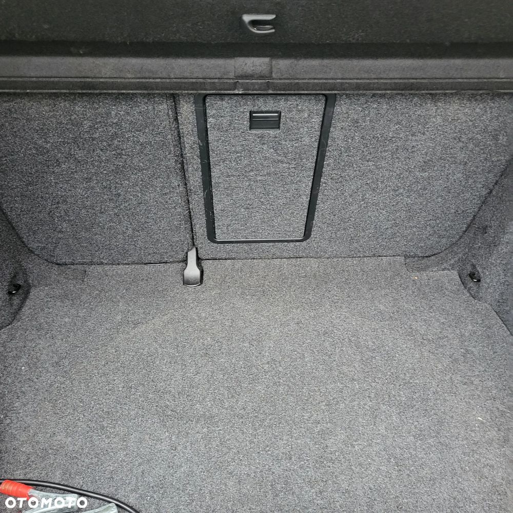 Volkswagen Golf 1.6 TDI DPF Team - 19