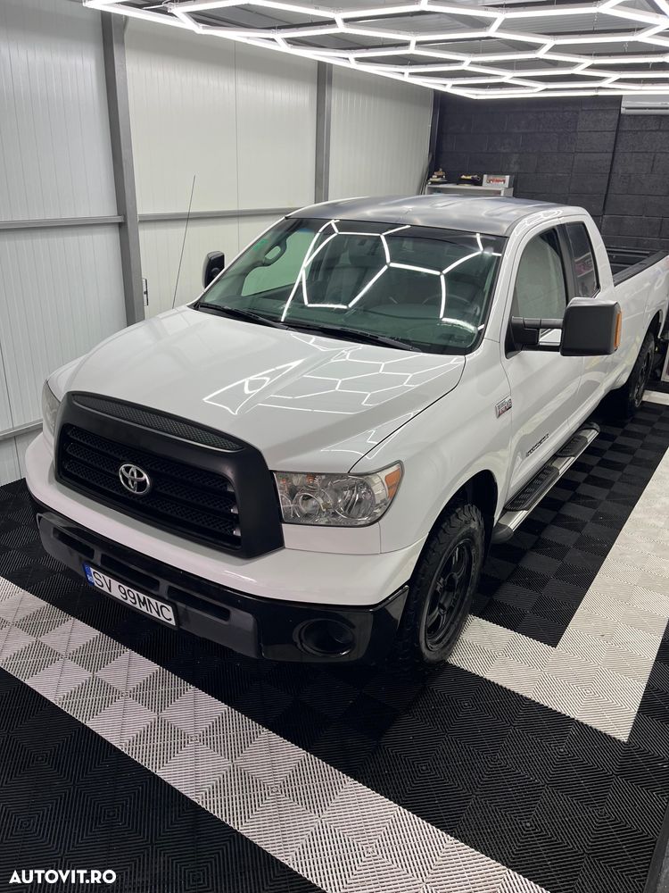 Toyota Tundra - 2