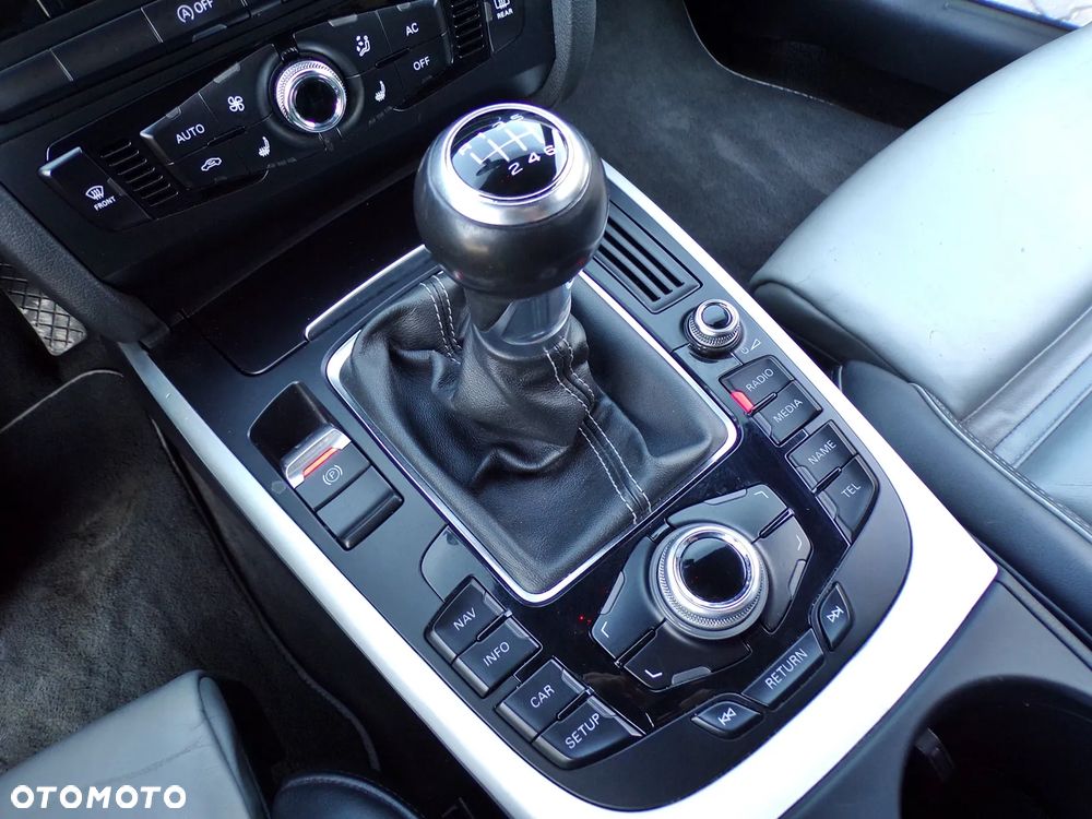Audi A4 Avant 3.0 TDI DPF S line Sportpaket - 22