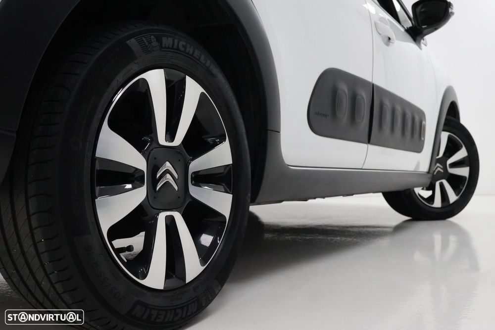 Citroën C3 1.2 PureTech C-Series - 10
