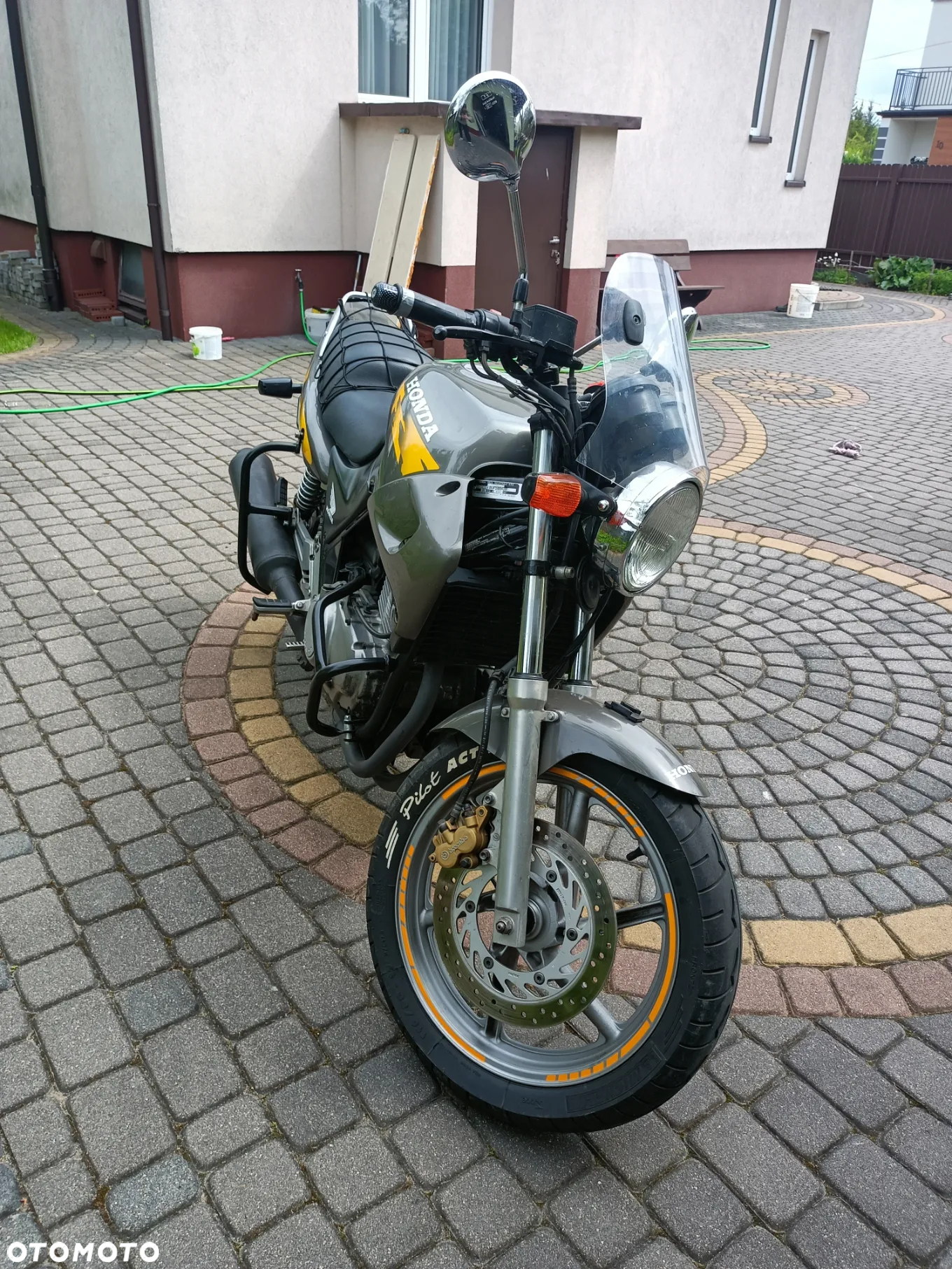 Honda CB - 3