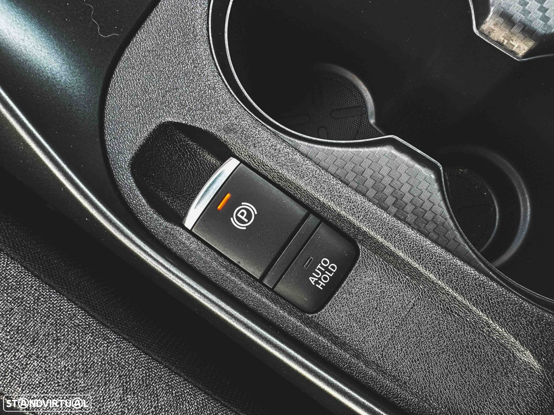 Nissan Juke 1.0 DIG-T N-Connecta NAV. DCT - 29