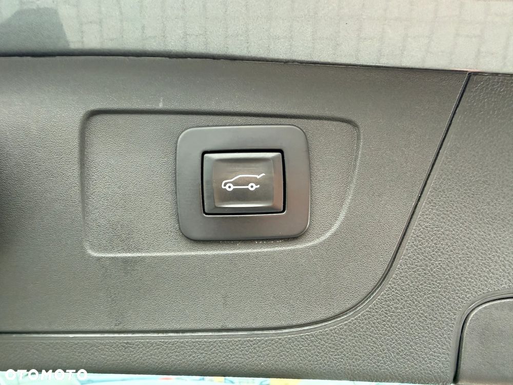 Opel Insignia 2.0 CDTI Elegance S&S - 22