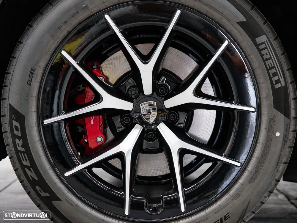 Porsche Cayenne Electric Turbo - 15