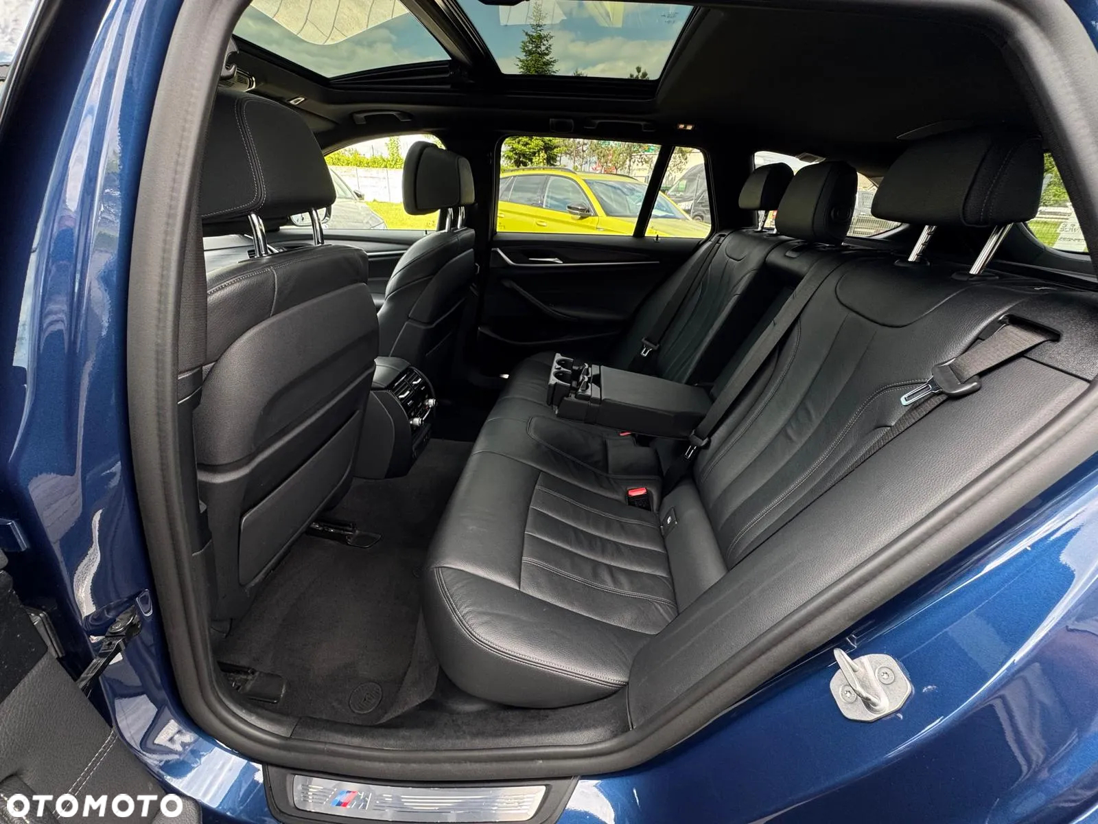 BMW Seria 5 520d xDrive M Sport sport - 27