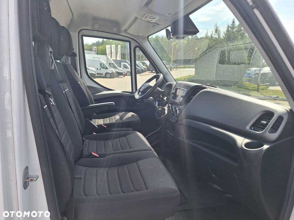 Iveco 35S18 Pomoc Drogowa Najazd Laweta Krajowy Ledy Nawigacja Poduszki Pomocnicze ! - 14
